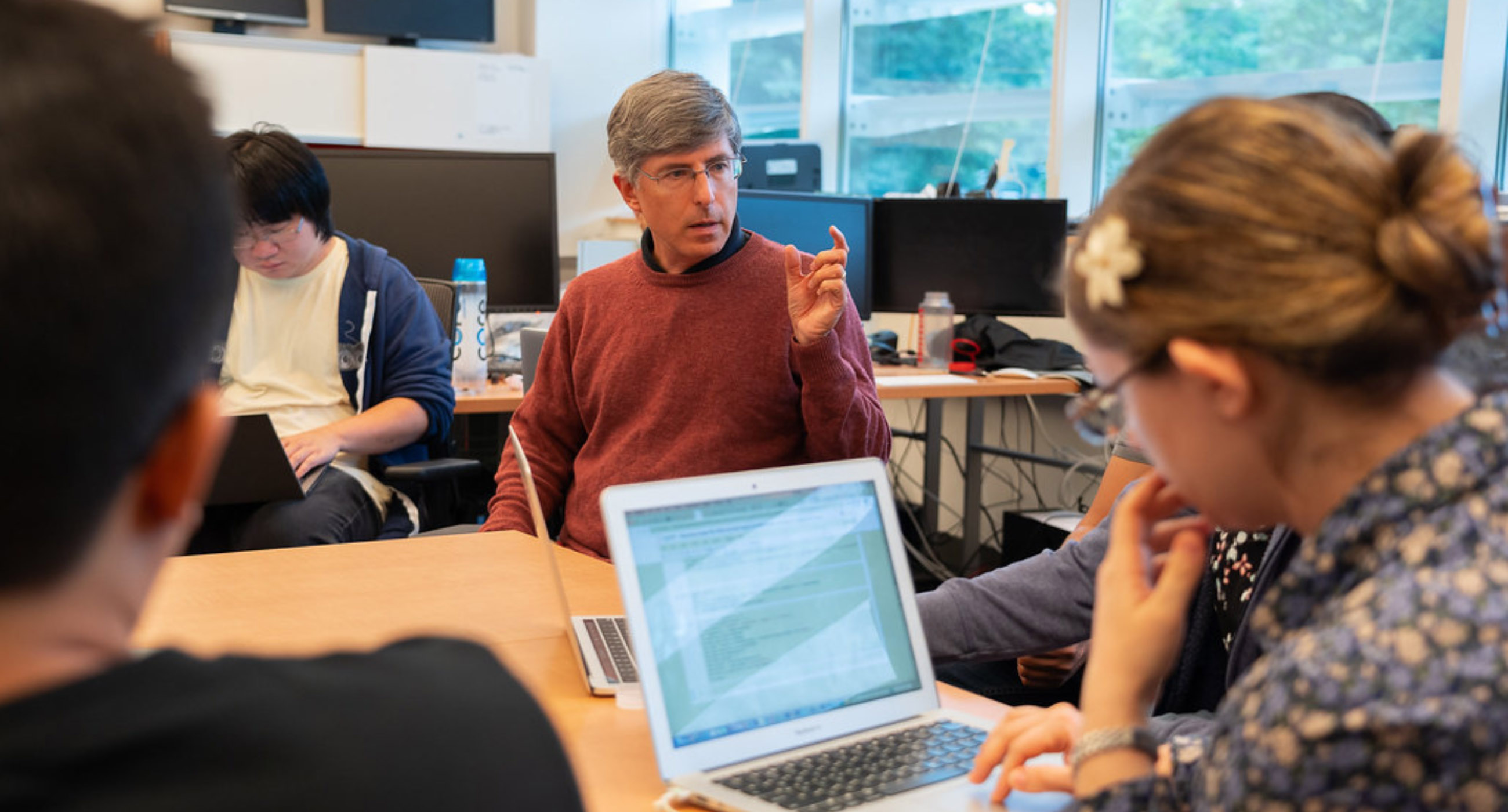 Steven Skiena working with students
