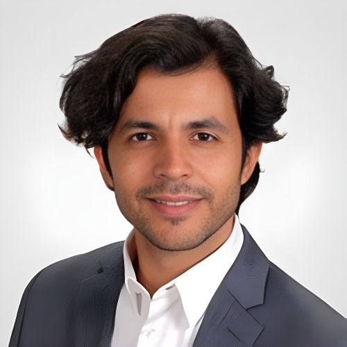 Tuncay Tekle portrait